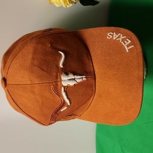 Texas Longhorn NCAA 777 Adjustable Cap.